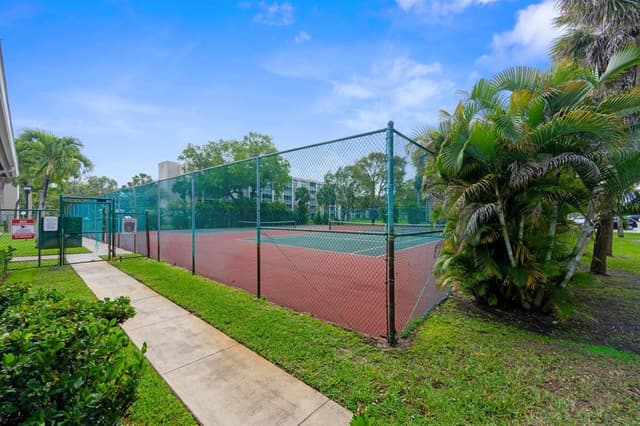 8735 RAMBLEWOOD Drive # 409, Coral Springs FL 33071 - Coral Springs, FL - Photo 4