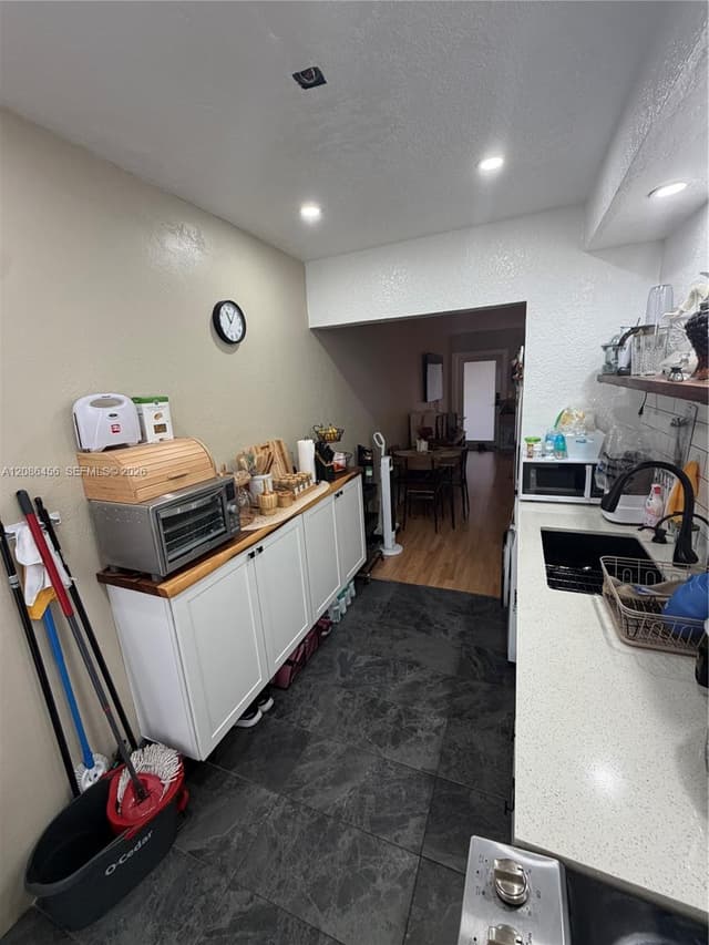 3570 SW 9th Ter # 9B, Miami FL 33135 - Miami, FL - Photo 4