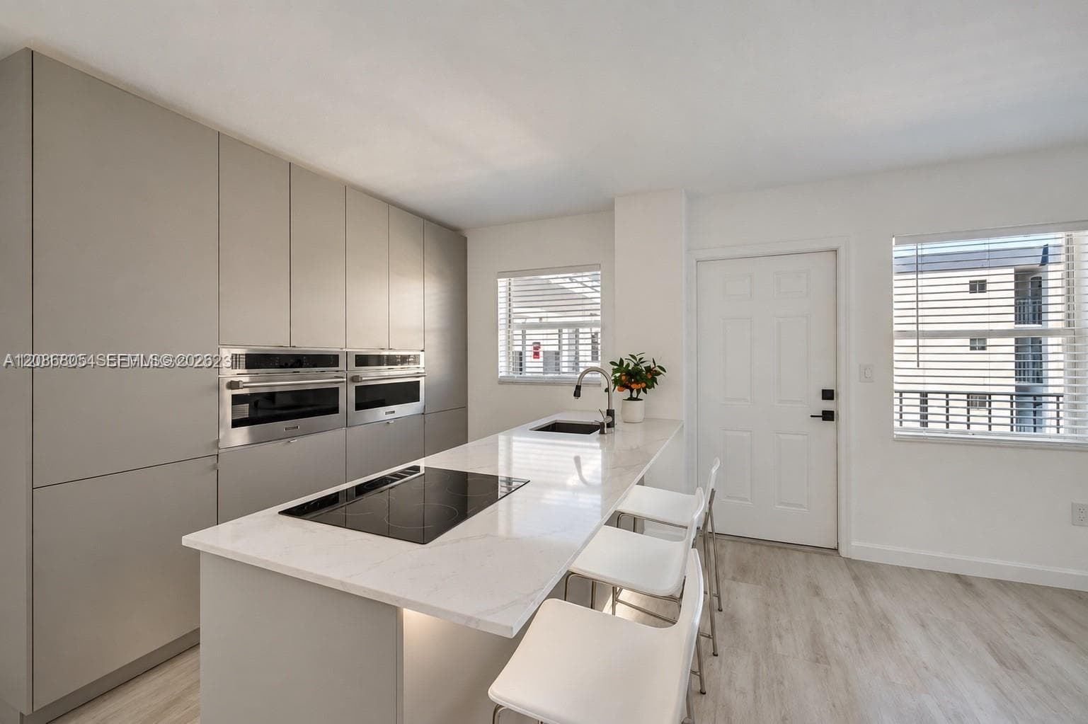 1720 Jefferson St # 511, Hollywood FL 33020