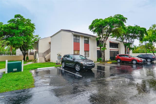 20005 NE 3rd Ct # 3, Miami FL 33179 - Miami, FL - Photo 2