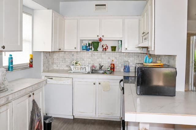 120 Seville # D, Delray Beach FL 33446 - Delray Beach, FL - Photo 4
