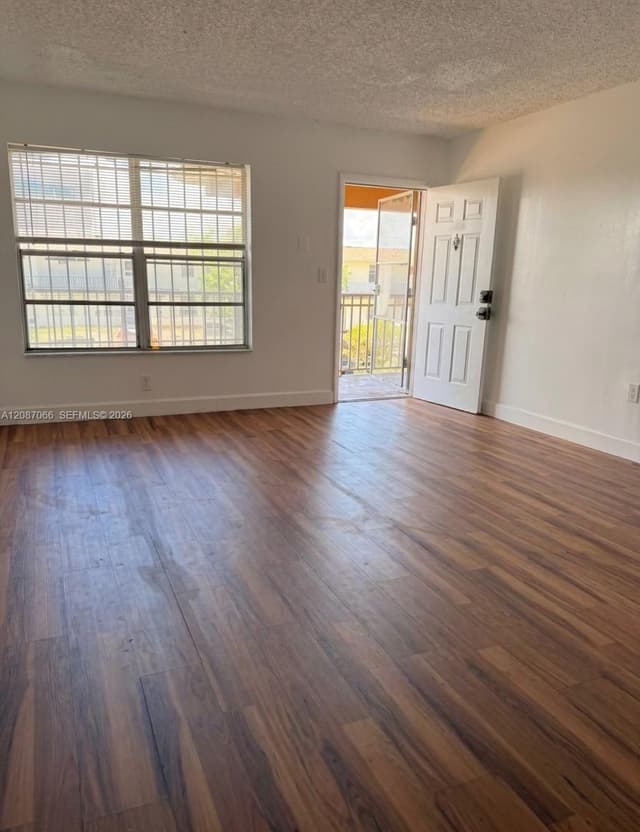 291 NW 177th St # 201, Miami Gardens FL 33169 - Miami Gardens, FL - Photo 3