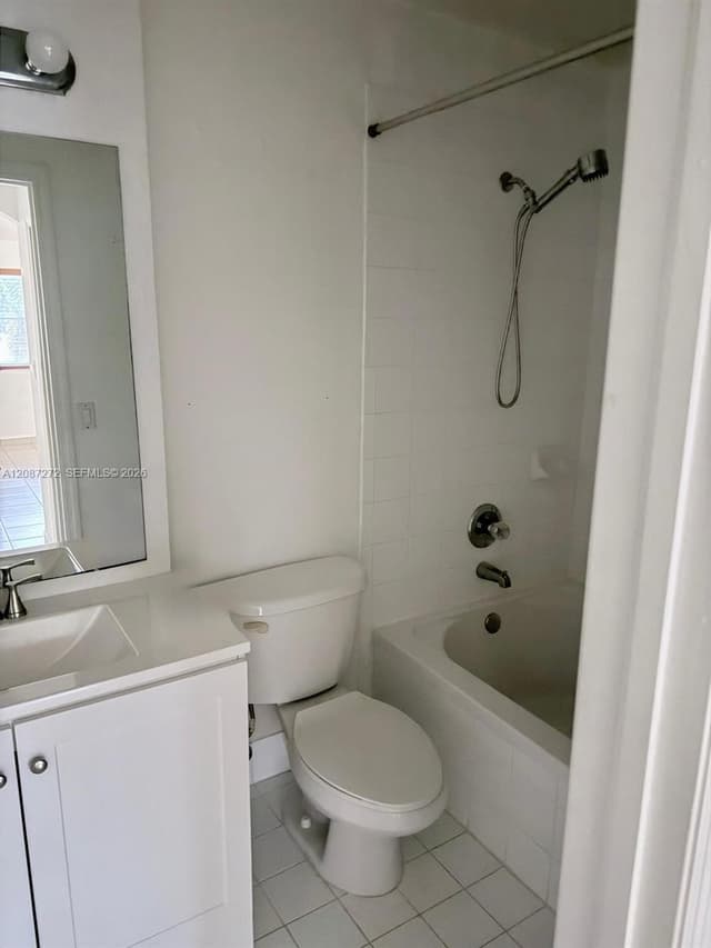 8906 W Flagler St # 216, Miami FL 33174 - Miami, FL - Photo 7