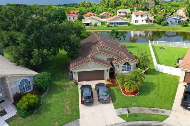 5851 Amethyst Court, Boynton Beach FL 33472 - Boynton Beach, FL - Photo 3