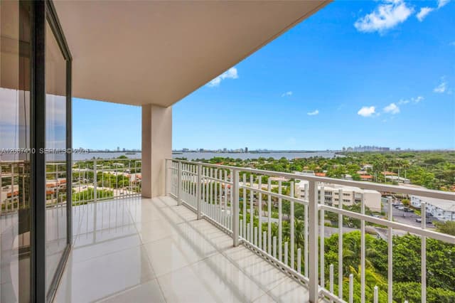 2000 Towerside Ter # 1206, Miami FL 33138 - Miami, FL - Photo 4