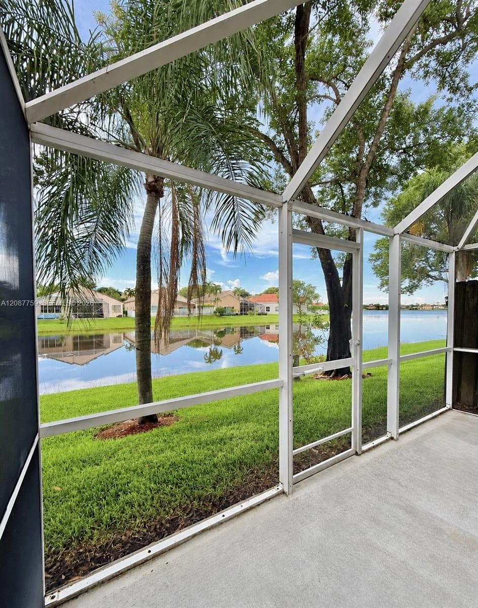 1249 Presidio Dr # 42, Weston FL 33327