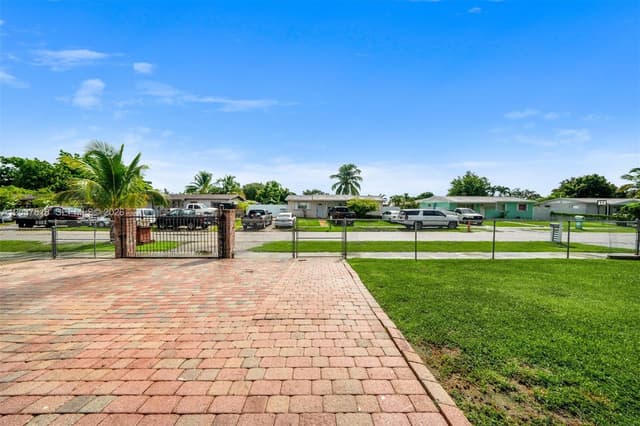 30334 SW 158th Ct, Homestead FL 33033 - Homestead, FL - Photo 5