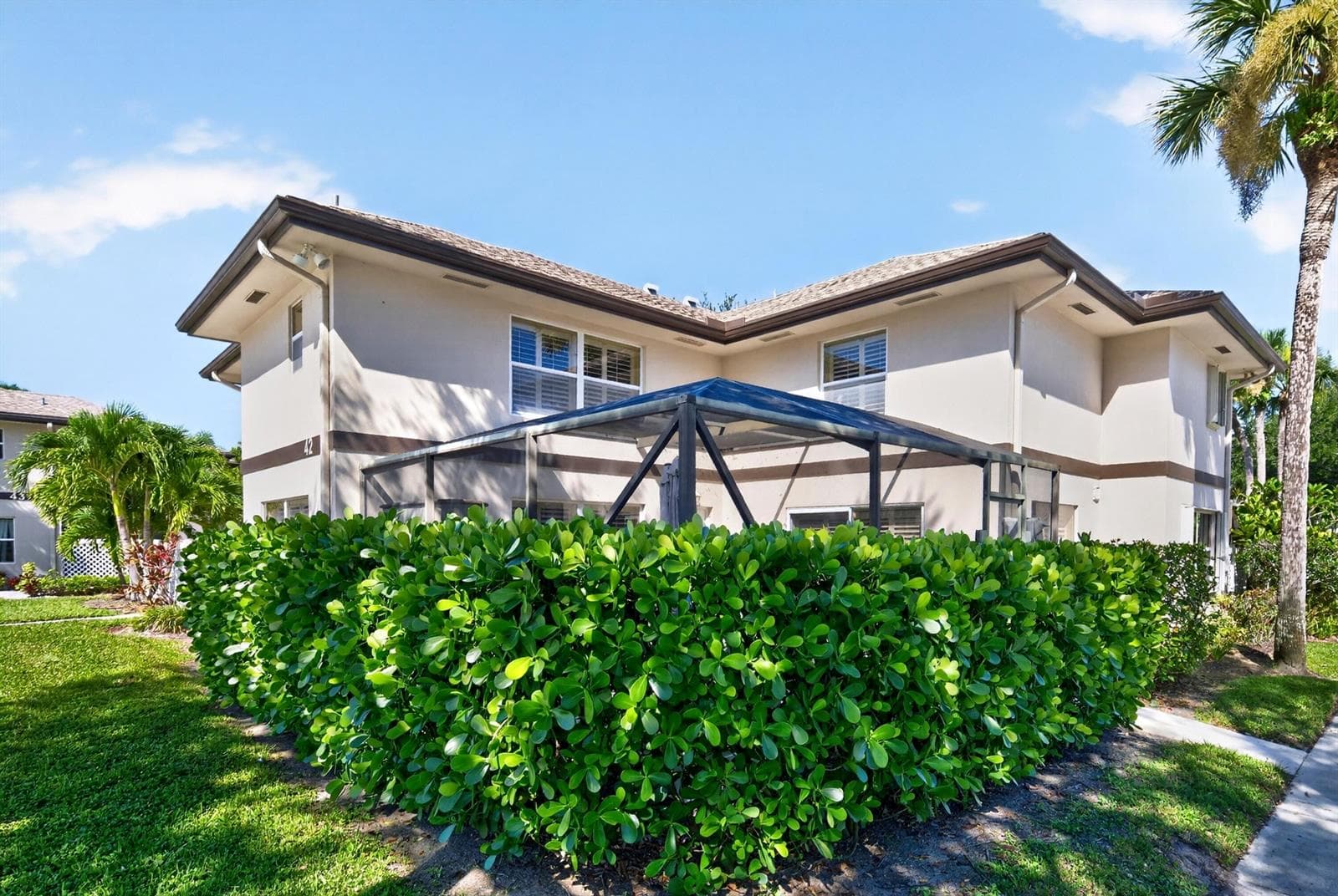 42 Essex Court # B, Royal Palm Beach FL 33411 - Royal Palm Beach, FL - Photo 1