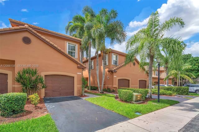1303 Presidio Dr # 41, Weston FL 33327 - Weston, FL - Photo 5