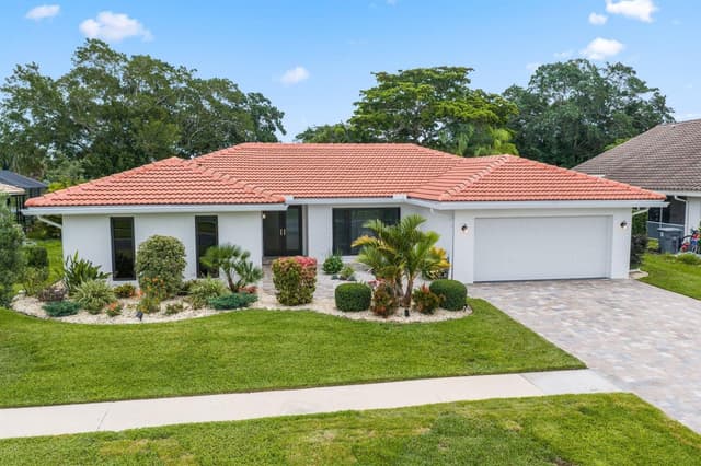 20195 Back 9 Drive, Boca Raton FL 33498 - Boca Raton, FL - Photo 2