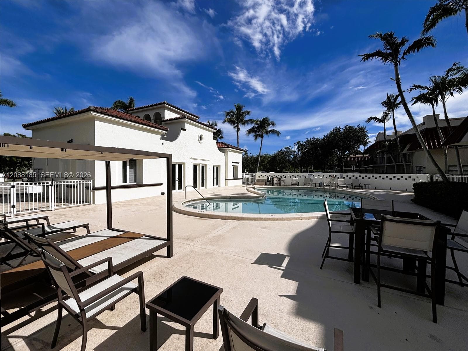 6703 N Kendall Dr # 405, Pinecrest FL 33156 - Pinecrest, FL - Photo 1