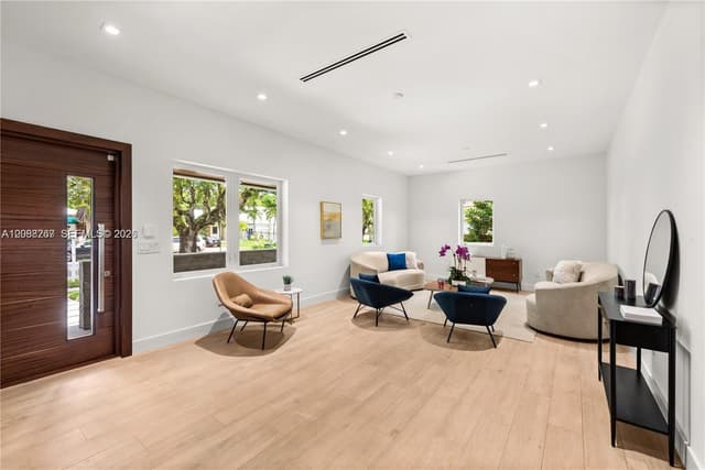 270 SW 29th Rd, Miami FL 33129 - Miami, FL - Photo 3