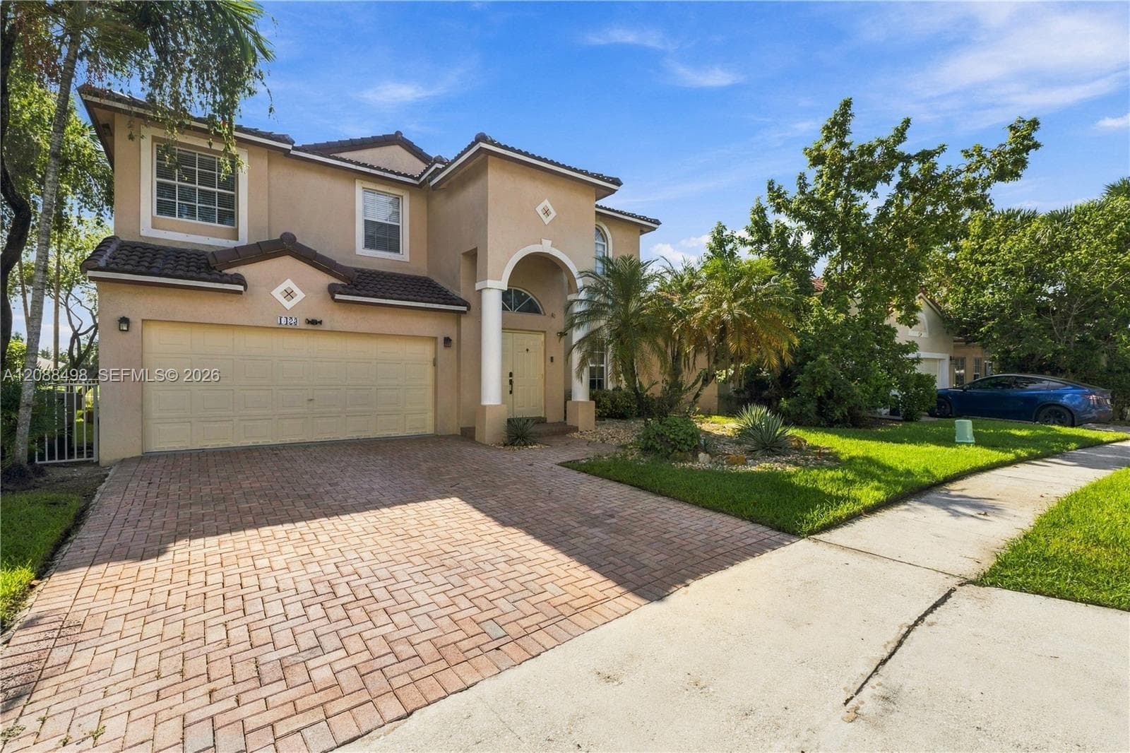 1423 SW 158th Ave, Pembroke Pines FL 33027