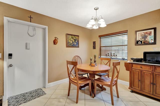 637 Monaco Court N, Delray Beach FL 33446 - Delray Beach, FL - Photo 5