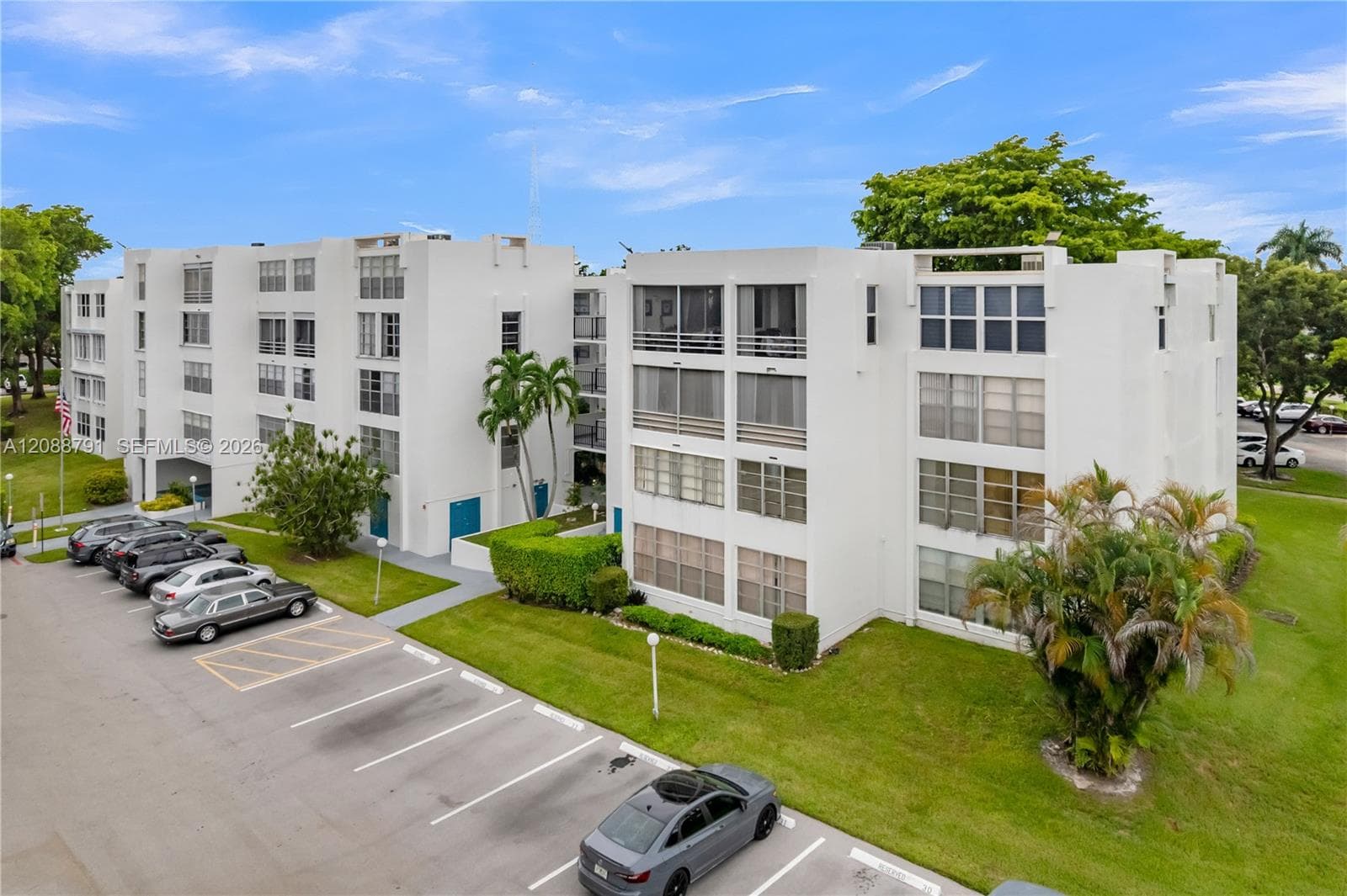 6903 Cypress Rd # D26, Plantation FL 33317