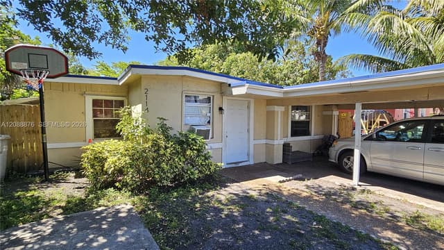 2114 NW 5th St, Pompano Beach FL 33069 - Pompano Beach, FL - Photo 3