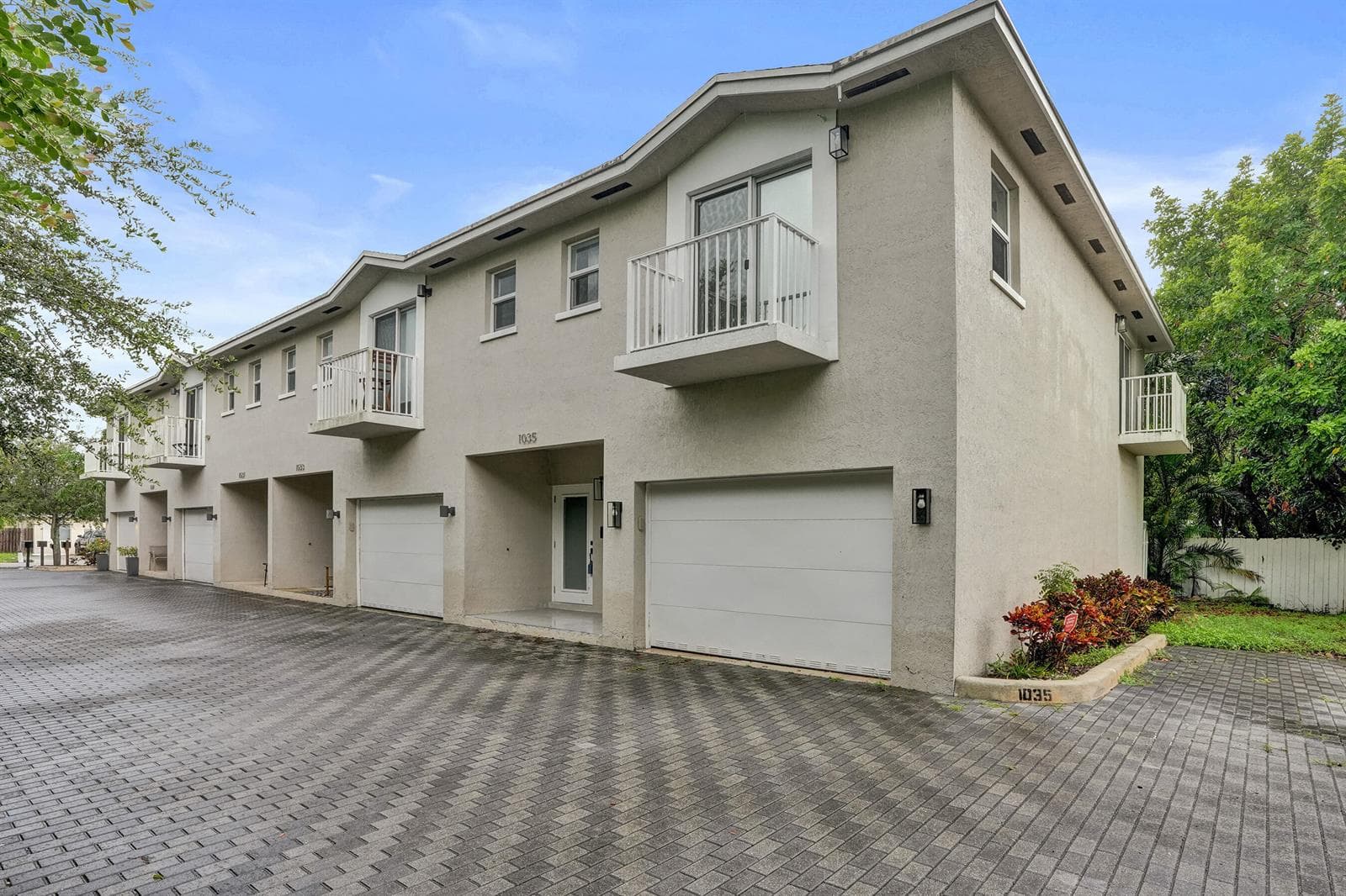 1035 NW 2ND Avenue, Fort Lauderdale FL 33311