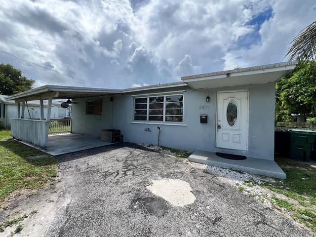 5671 NE 8TH Avenue, Oakland Park FL 33334 - Oakland Park, FL - Photo 2