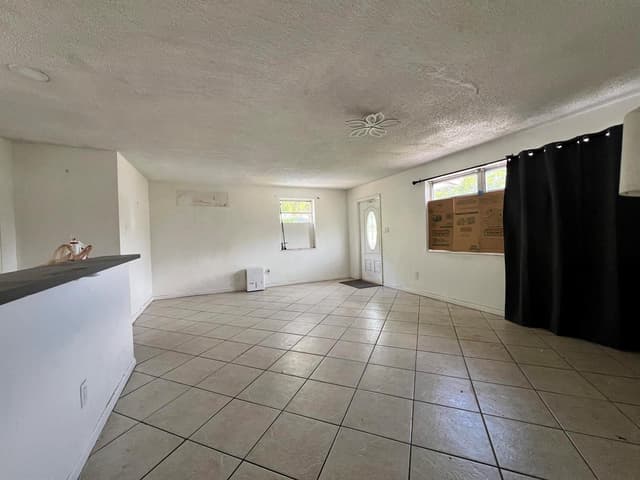 5671 NE 8TH Avenue, Oakland Park FL 33334 - Oakland Park, FL - Photo 5
