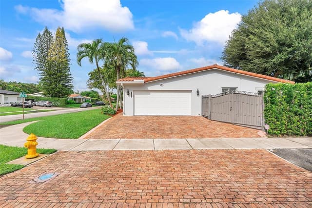 9355 SW 91st St, Miami FL 33176 - Miami, FL - Photo 3
