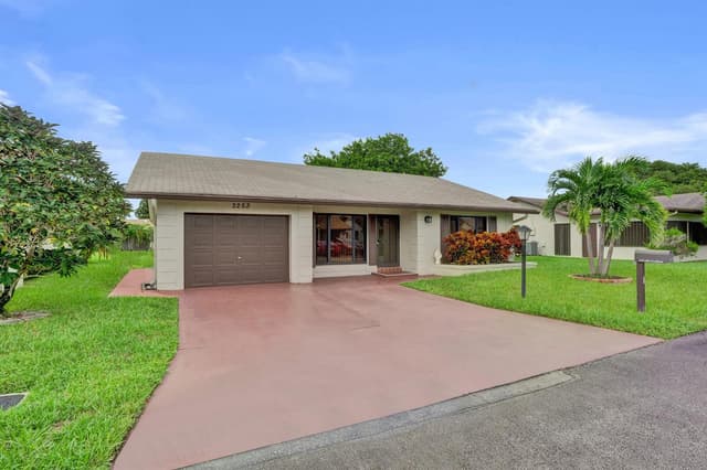 2253 SW 17TH Drive, Deerfield Beach FL 33442 - Deerfield Beach, FL - Photo 2