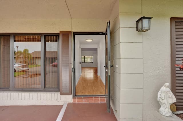 2253 SW 17TH Drive, Deerfield Beach FL 33442 - Deerfield Beach, FL - Photo 3