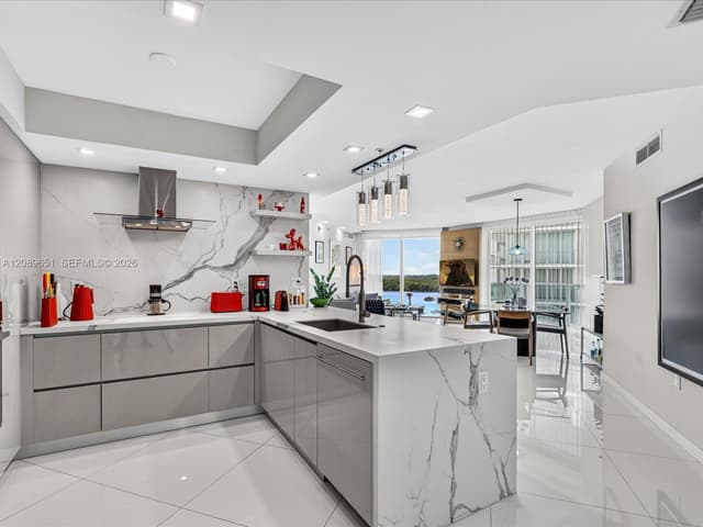 250 Sunny Isles Blvd # 1004, Sunny Isles Beach FL 33160 - Sunny Isles Beach, FL - Photo 2