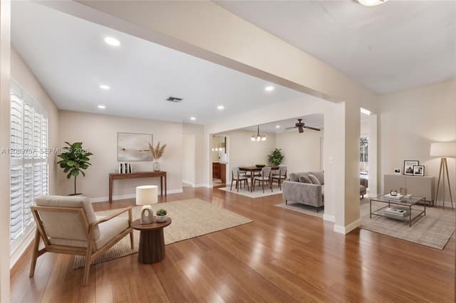 4801 N 36th Ct, Hollywood FL 33021 - Hollywood, FL - Photo 3