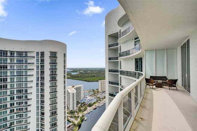 16001 Collins Ave # 4102, Sunny Isles Beach FL 33160 - Sunny Isles Beach, FL - Photo 4