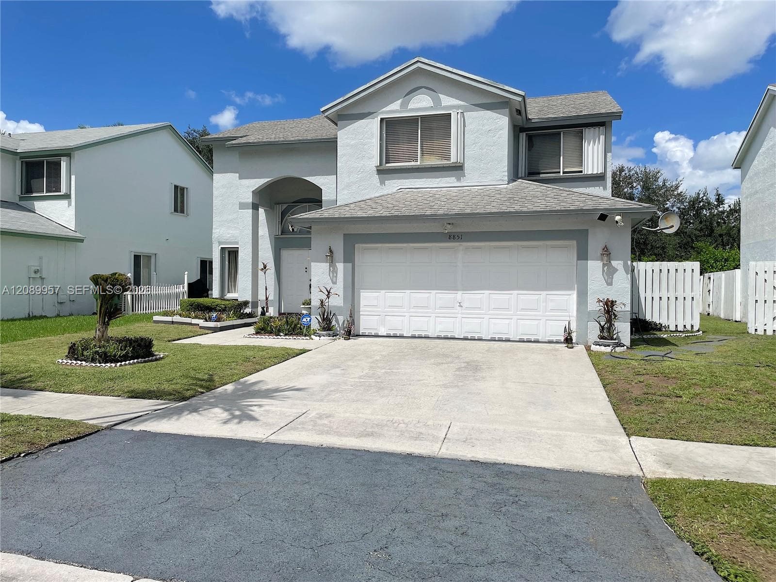 8851 SW 9th Ct, Pembroke Pines FL 33025 - Pembroke Pines, FL - Photo 1