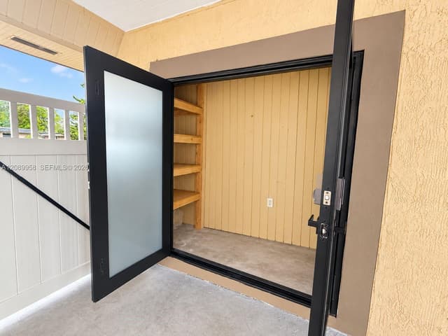 7907 NW 73rd Ter, Tamarac FL 33321 - Tamarac, FL - Photo 4