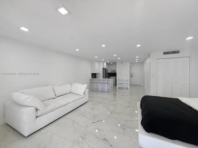 1650 NE 115th St # 207, Miami FL 33181 - Miami, FL - Photo 6