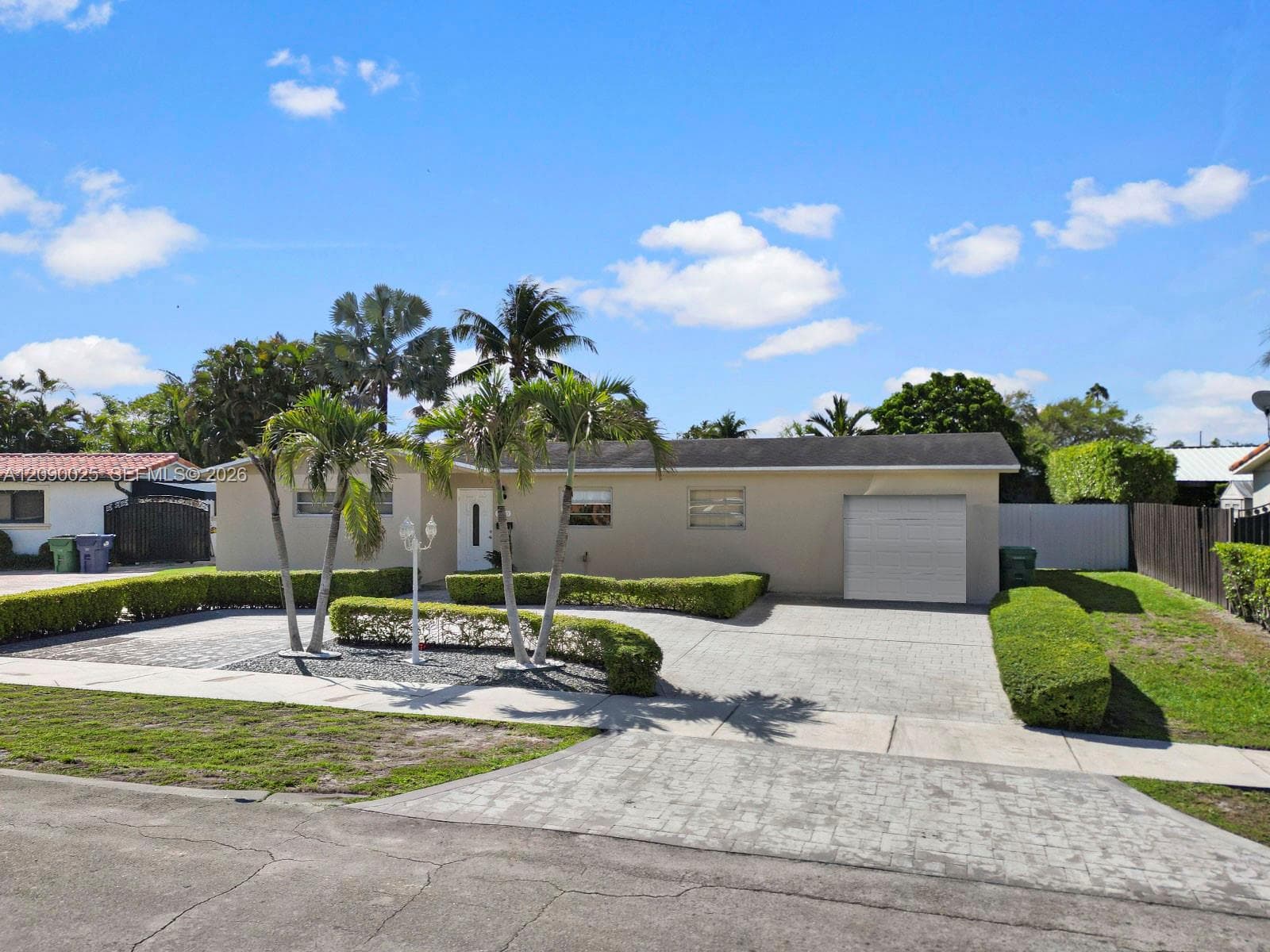 8530 NW 179th St, Hialeah FL 33015 - Hialeah, FL - Photo 1
