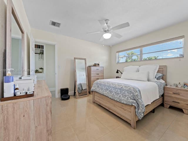 8530 NW 179th St, Hialeah FL 33015 - Hialeah, FL - Photo 5