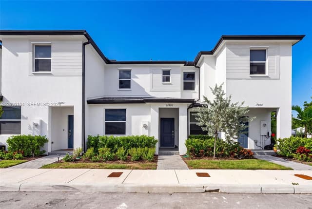 17809 SW 356th Ter, Homestead FL 33034 - Homestead, FL - Photo 2