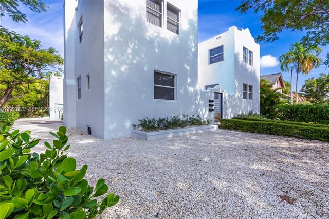 137 NE 47th St, Miami FL 33137 - Miami, FL - Photo 3