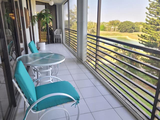 7400 Radice Court # 403, Lauderhill FL 33319 - Lauderhill, FL - Photo 2