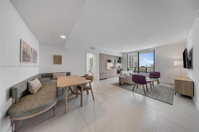 159 NE 6th St # 2402, Miami FL 33132 - Miami, FL - Photo 2