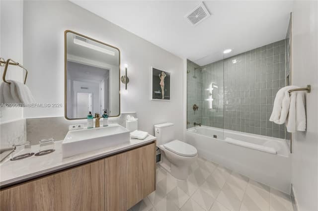 159 NE 6th St # 2402, Miami FL 33132 - Miami, FL - Photo 6
