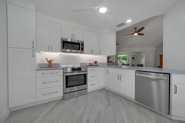 129 Stillwater Circle, Jupiter FL 33458 - Jupiter, FL - Photo 7