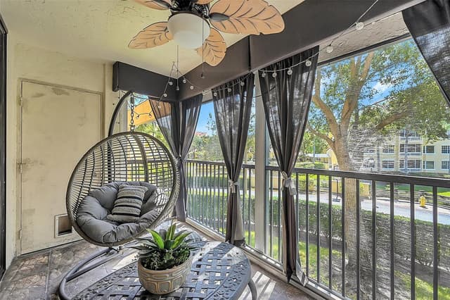 8592 W Sunrise Boulevard Unit 206, Plantation FL 33322 - Plantation, FL - Photo 2