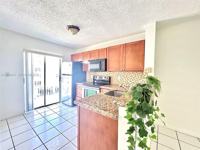 2575 SW 27th Ave # 509, Miami FL 33133 - Miami, FL - Photo 3
