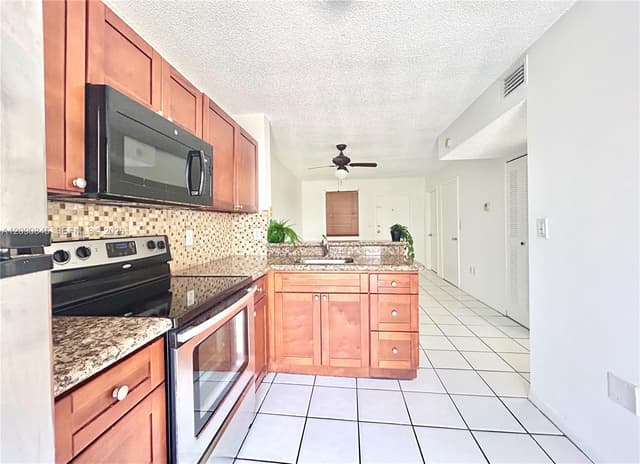 2575 SW 27th Ave # 509, Miami FL 33133 - Miami, FL - Photo 5