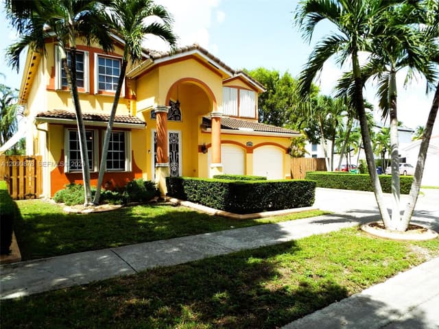 6042 SW 163rd Ave, Miami FL 33193 - Miami, FL - Photo 2
