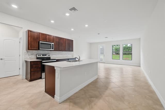 4488 Appleton Circle E, Oakland Park FL 33309 - Oakland Park, FL - Photo 6