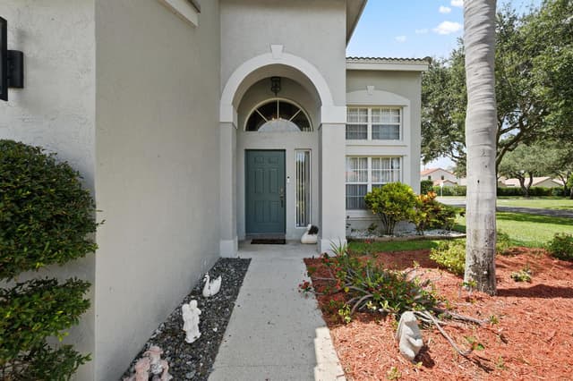 8156 Mystic Harbor Circle, Boynton Beach FL 33436 - Boynton Beach, FL - Photo 7