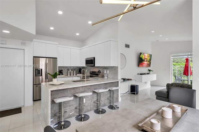 2663 SW 187th Ave, Miramar FL 33029 - Miramar, FL - Photo 3