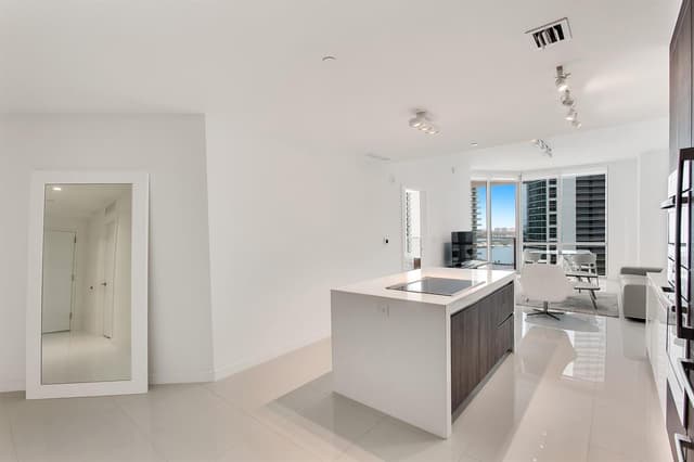 851 NE 1ST Avenue # 2005, Miami FL 33132 - Miami, FL - Photo 6