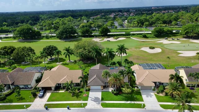 6001 Wedgewood Village Circle, Lake Worth FL 33463 - Lake Worth, FL - Photo 4