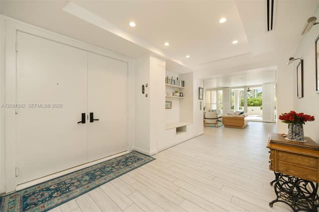 445 Grand Bay Dr # 104, Key Biscayne FL 33149 - Key Biscayne, FL - Photo 2